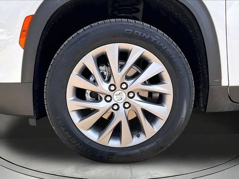 Used 2026 Buick Enclave Preferred AWD/4WD image 36