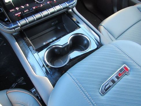 New 2026 GMC Yukon AT4 w/ AT4 Premium Plus Package image 25