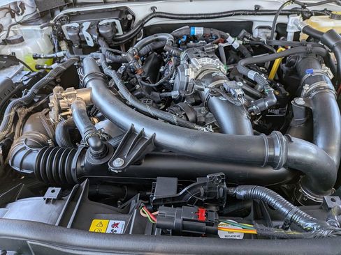 New 2025 Ford Bronco Badlands image 37