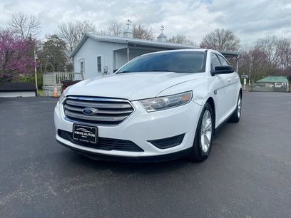 Used 2015 Ford Taurus SE