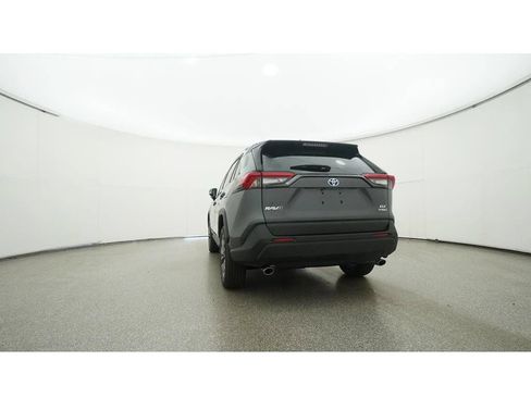 Used 2023 Toyota RAV4 XLE Premium AWD/4WD image 28