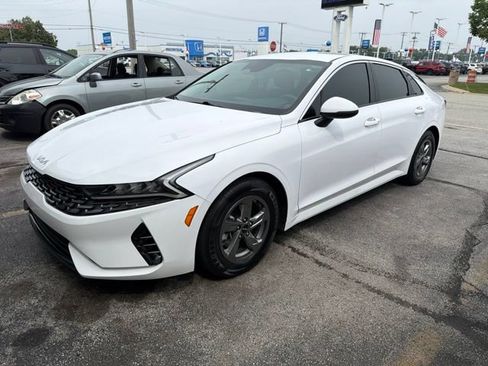 Used 2022 Kia K5 LXS FWD image 1