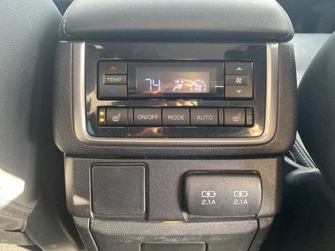 Used 2020 Subaru Ascent Limited w/ Technology Package image 40