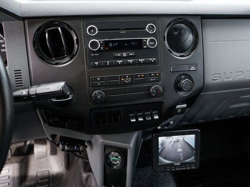 Used 2016 Ford F650 2WD Regular Cab Super Duty image 28