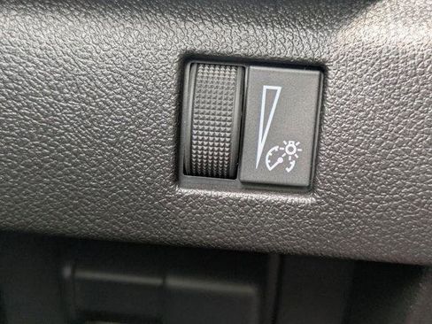 New 2025 GMC Canyon Elevation w/ Convenience Package image 24