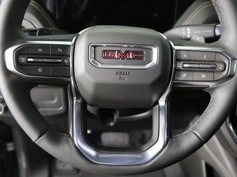 New 2026 GMC Yukon XL Elevation image 14