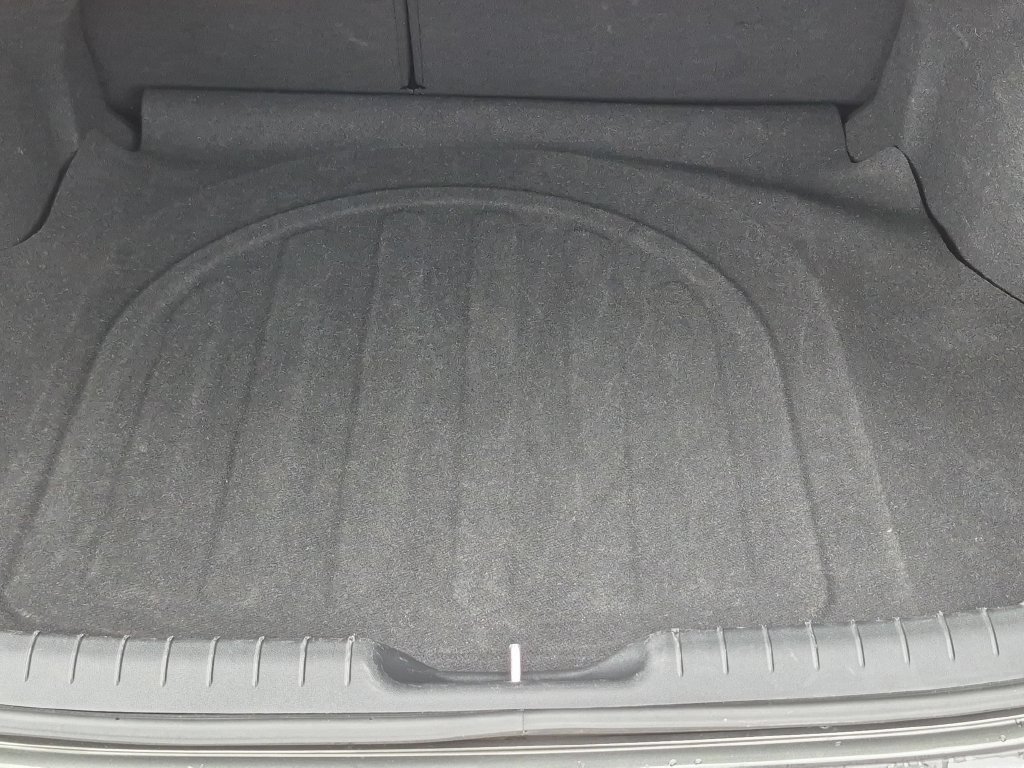 Used 2025 Hyundai Elantra SEL FWD image 29