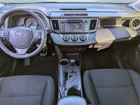 Used 2015 Toyota RAV4 LE image 16