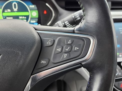 Used 2018 Chevrolet Bolt Premier w/ Driver Confidence II Package image 33