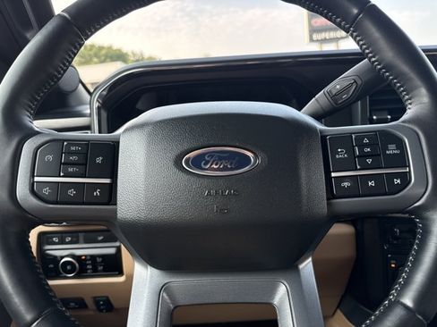 Used 2024 Ford F250 Lariat w/ Chrome Package AWD/4WD image 24
