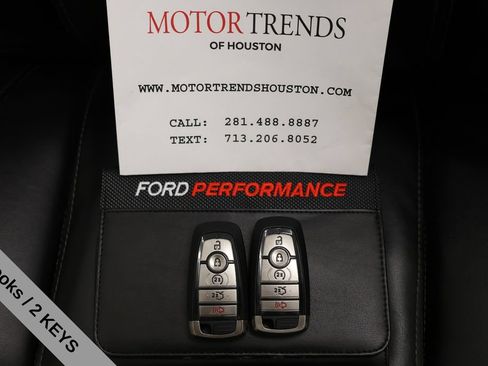 Used 2020 Ford Mustang Shelby GT500 w/ Carbon Fiber Track Pack RWD image 53