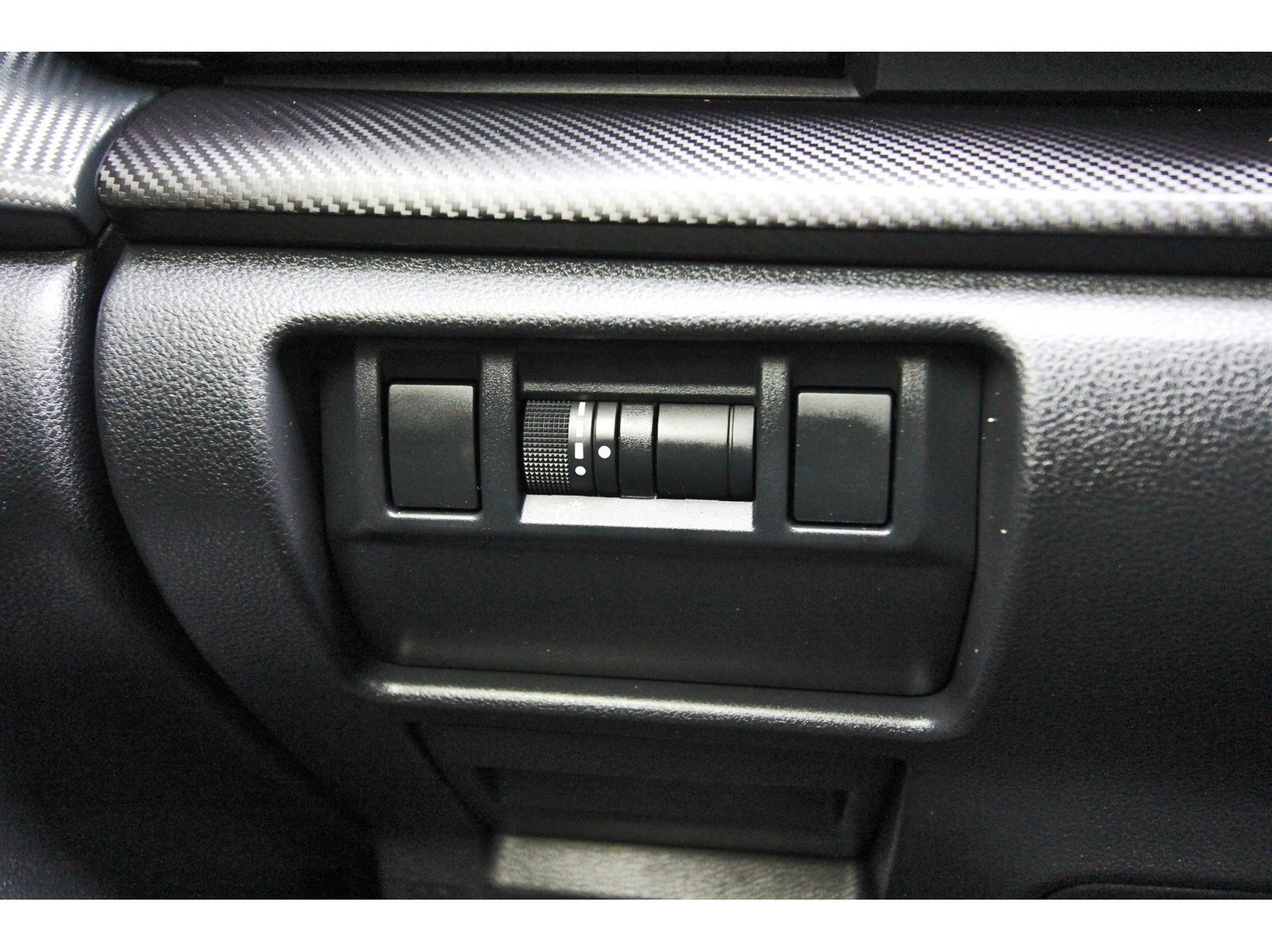 Certified 2025 Subaru Crosstrek 2.5i Premium AWD/4WD image 21