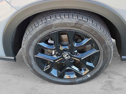 Used 2024 Honda HR-V Sport image 12