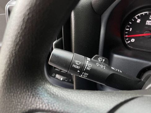 Used 2018 GMC Sierra 1500 4x4 Regular Cab image 18