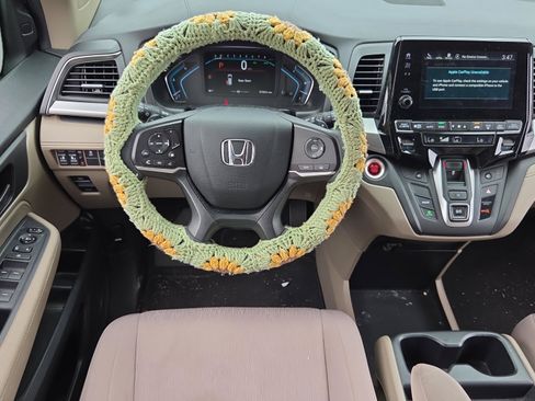 Used 2019 Honda Odyssey EX image 11