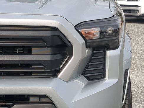 Used 2024 Toyota Tacoma SR5 image 18