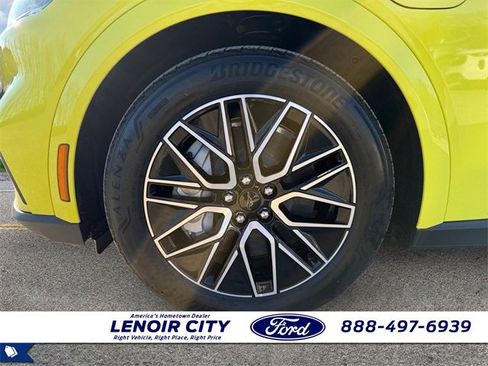 Used 2025 Ford Mustang Mach-E Premium image 9