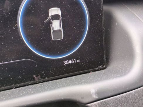 Used 2022 Hyundai Santa Cruz SEL Premium image 13