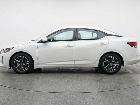 Used 2025 Nissan Sentra SV FWD image 5