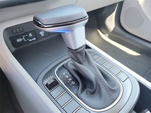 New 2026 Hyundai Kona SE image 15