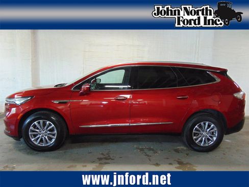 Used 2024 Buick Enclave Premium FWD image 1