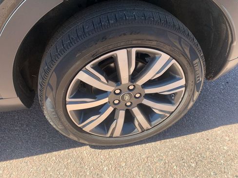 Used 2017 Land Rover Discovery Sport HSE Luxury AWD/4WD image 23