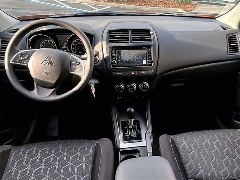 New 2025 Mitsubishi Outlander Sport ES image 5