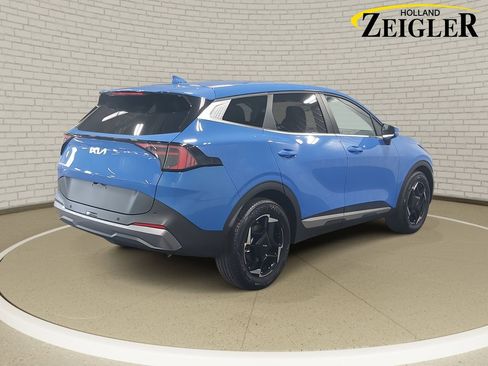New 2026 Kia Sportage EX image 5