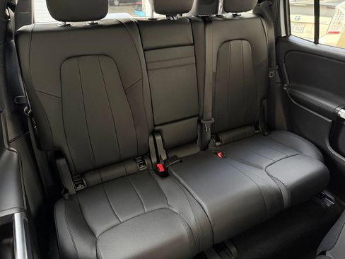 Used 2026 Mercedes-Benz GLB 250 image 15