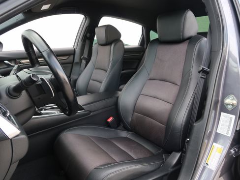 Used 2019 Honda Accord Sport image 12