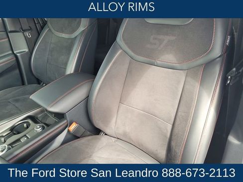 Used 2025 Ford Explorer ST image 14