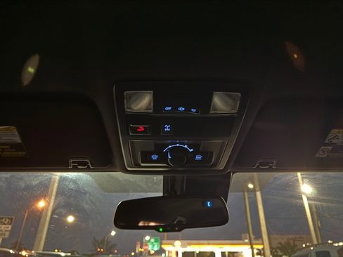 Used 2021 Toyota Tacoma TRD Off-Road image 22