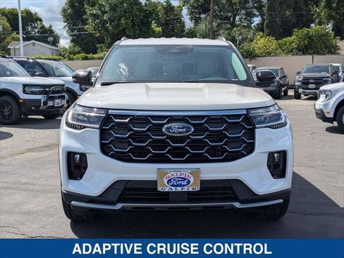 New 2026 Ford Explorer Platinum AWD/4WD image 8
