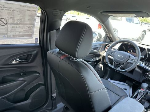 New 2026 Chevrolet Trax RS w/ Driver Confidence Package FWD image 15