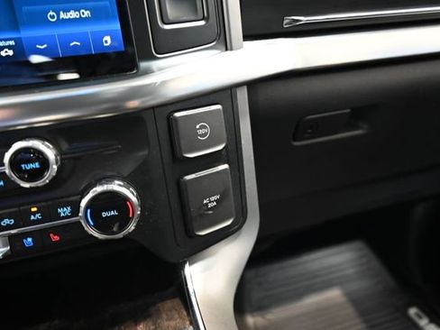 Used 2022 Ford F150 Lariat w/ Equipment Group 502A High image 22