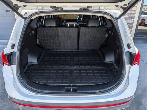 Used 2023 Hyundai Santa Fe SEL w/ Premium Package image 31