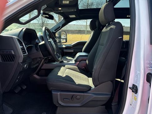 Used 2019 Ford F150 XLT w/ Equipment Group 302A Luxury image 9