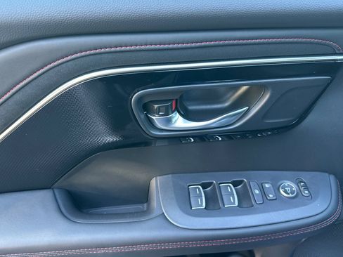 Certified 2025 Acura ADX A-Spec image 12