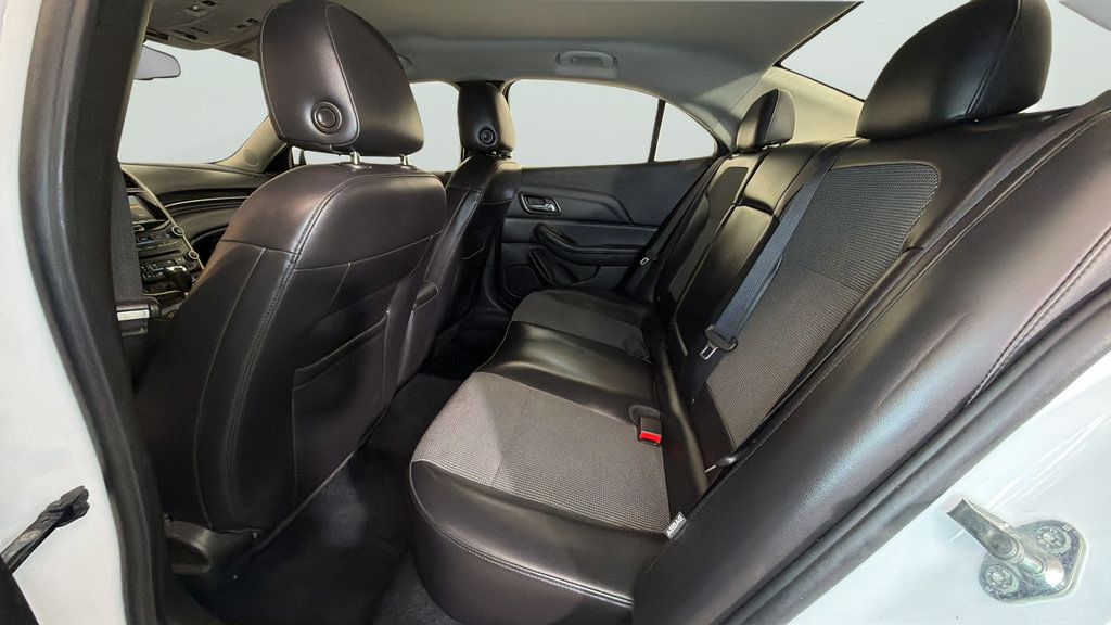 Used 2015 Chevrolet Malibu LT w/ Power Convenience Package FWD image 32