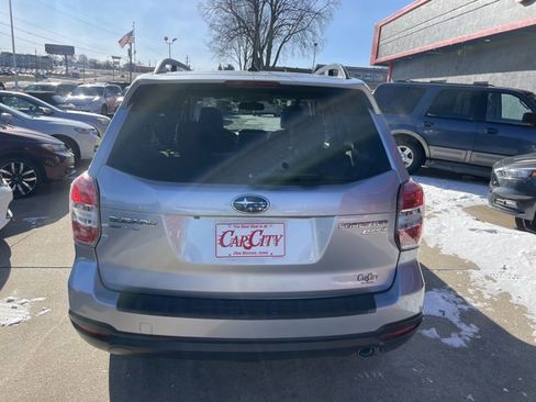 Used 2015 Subaru Forester 2.5i Limited AWD/4WD image 4