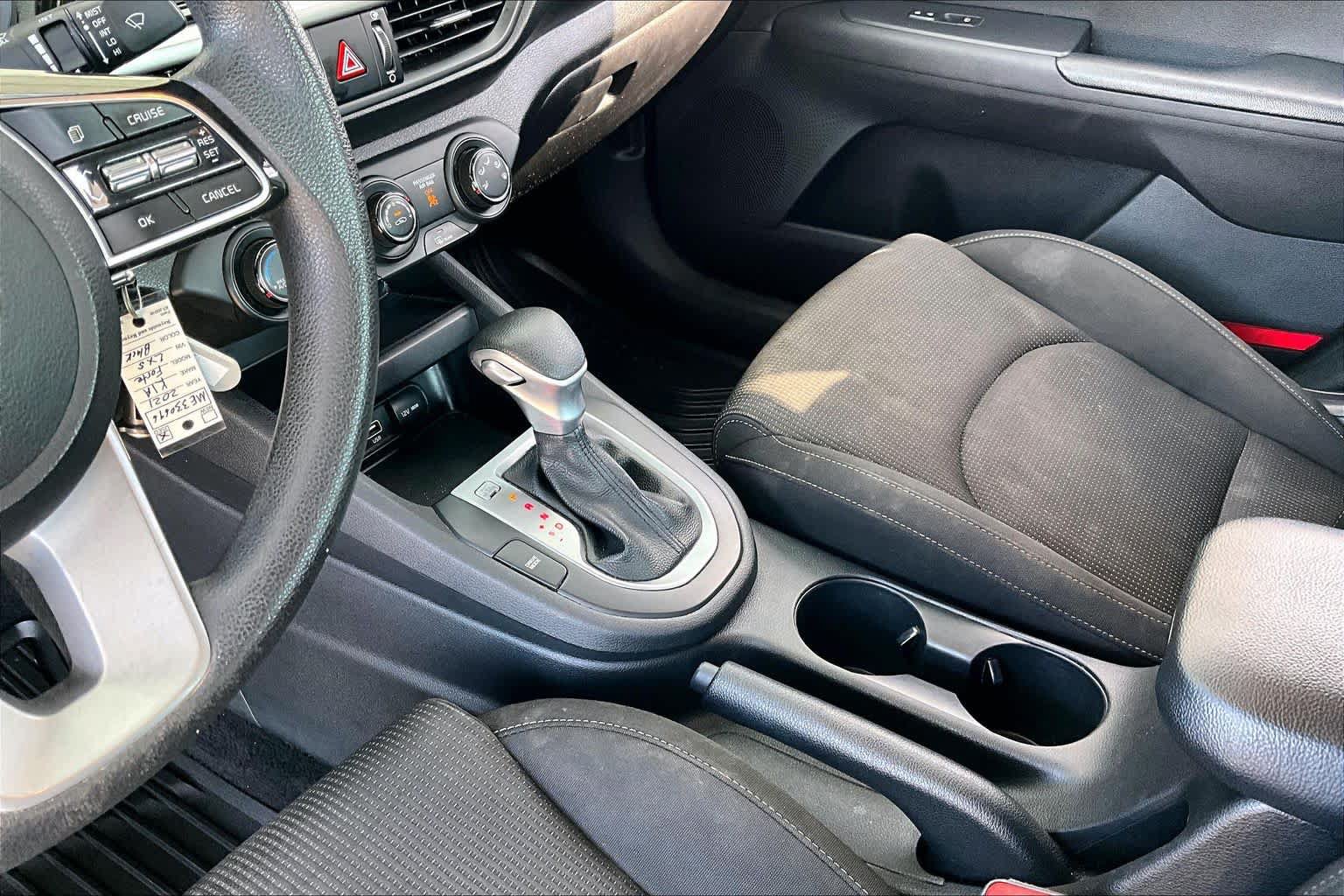Used 2021 Kia Forte LXS FWD image 16