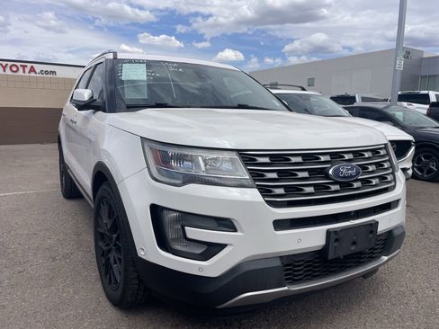 Used 2017 Ford Explorer Limited w/ Equipment Group 301A image 2