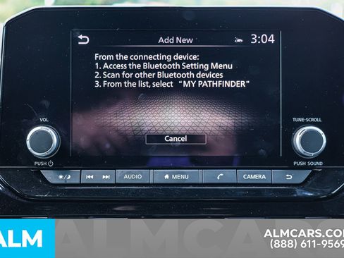 Used 2024 Nissan Pathfinder SV w/ SV Premium Package image 35