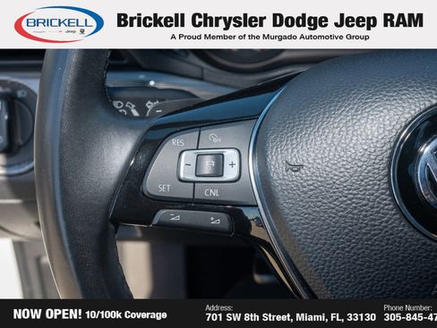 Used 2020 Volkswagen Passat 2.0T R-Line image 31