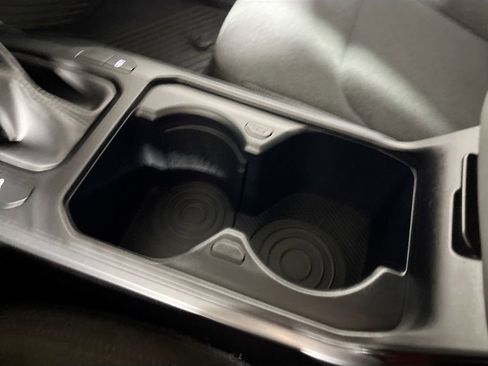 Used 2025 Kia K4 LXS image 15