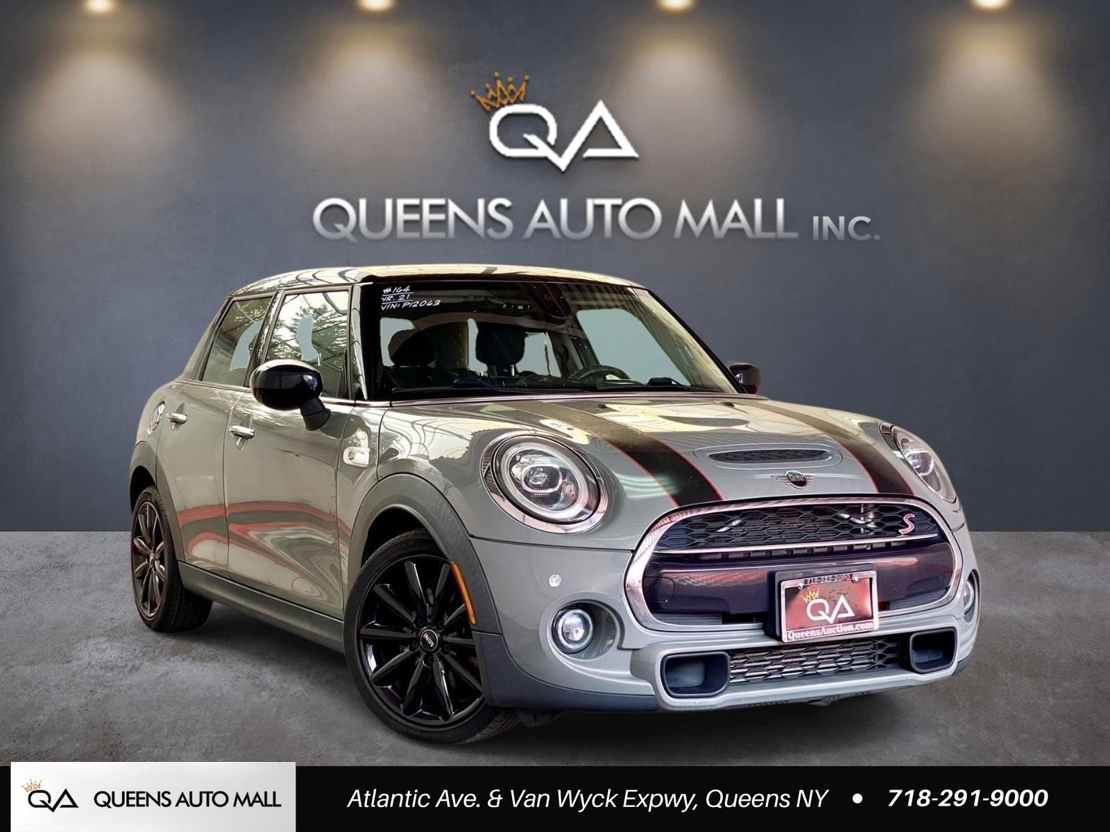Used 2021 MINI Cooper S w/ 6.5" Touchscreen Package FWD image 1