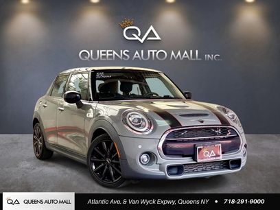 Used 2021 MINI Cooper S w/ 6.5" Touchscreen Package