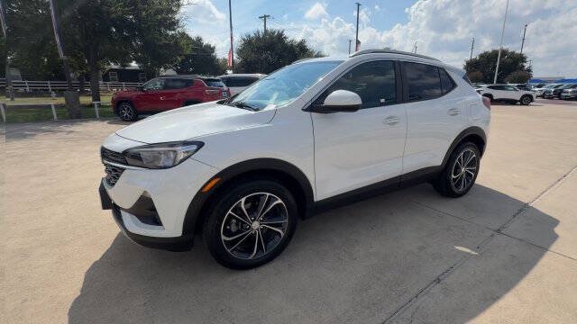 Used 2023 Buick Encore GX Select w/ Safety Package II FWD image 4