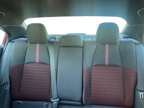 Used 2023 Toyota Corolla SE image 16