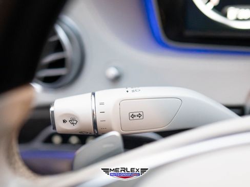 Used 2015 Mercedes-Benz S 550 Sedan w/ Sport Package w/ Sport Package image 29